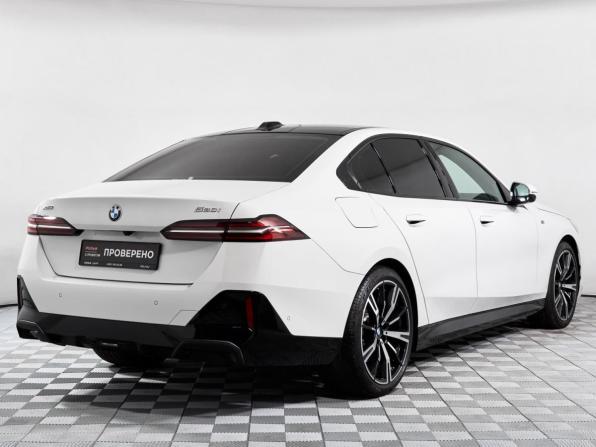 BMW 5 серии VIII (G60/G61/G68) с пробегом 2024 года, цена 8 325 000 рублей, 16778 км, седан, Автокод Объявления