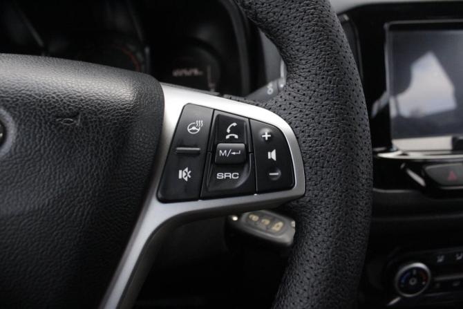 Lada (ВАЗ) XRAY I с пробегом 2018 года, цена 1 050 000 рублей, 122529 км, хэтчбек, Автокод Объявления