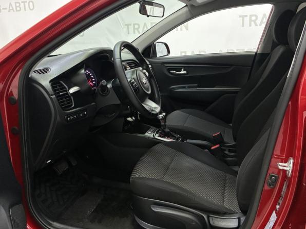 Kia Rio IV с пробегом 2018 года, цена 1 380 000 рублей, 147000 км, хэтчбек, Автокод Объявления