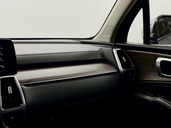 Kia Sorento IV с пробегом 2021 года, цена 3 689 000 рублей, 99961 км, внедорожник, Автокод Объявления