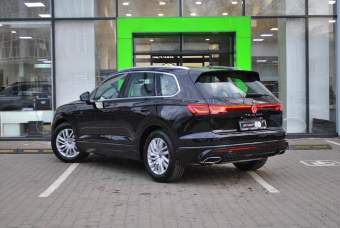 Volkswagen Touareg III Рестайлинг с пробегом 2025 года, цена 8 490 000 рублей, 10 км, внедорожник, Автокод Объявления