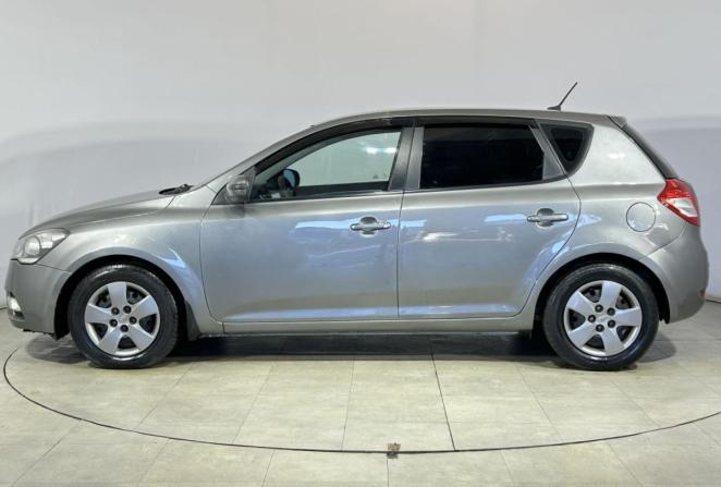 Kia Ceed I с пробегом 2010 года, цена 700 000 рублей, 175845 км, хэтчбек, Автокод Объявления