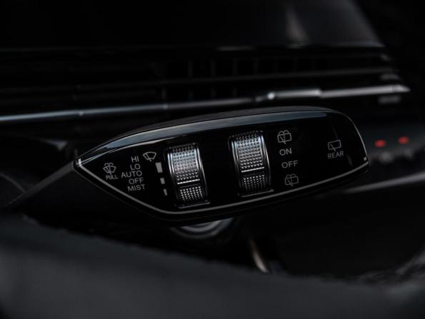 Omoda C5 I с пробегом 2023 года, цена 1 950 000 рублей, 43580 км, внедорожник, Автокод Объявления