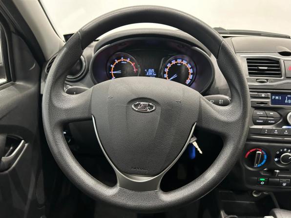 Lada (ВАЗ) Granta I Рестайлинг с пробегом 2018 года, цена 699 000 рублей, 67339 км, хэтчбек, Автокод Объявления