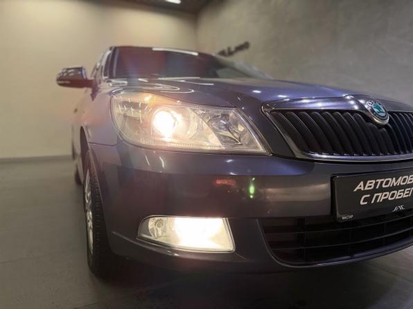 Skoda Octavia II (A5) Рестайлинг с пробегом 2012 года, цена 809 000 рублей, 184414 км, лифтбек, Автокод Объявления
