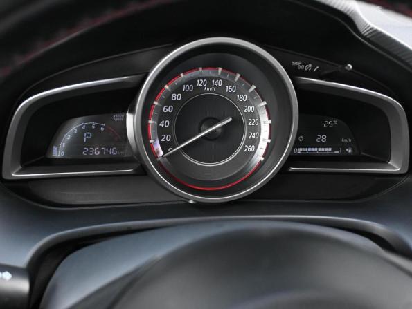 Mazda 3 III (BM) с пробегом 2013 года, цена 1 099 000 рублей, 236746 км, седан, Автокод Объявления