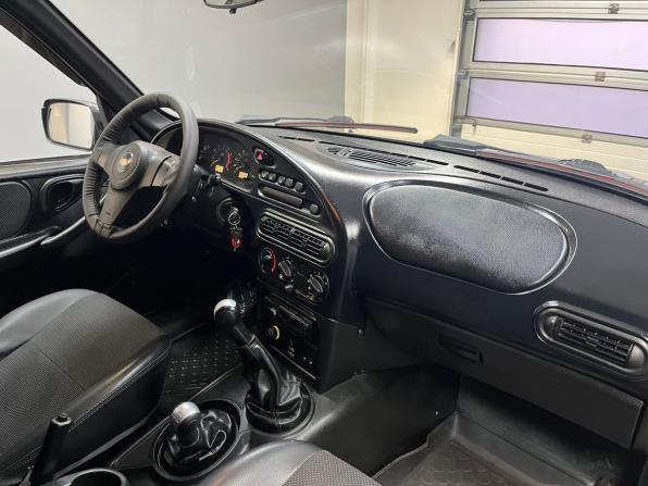 Chevrolet Niva I Рестайлинг с пробегом 2015 года, цена 590 000 рублей, 116279 км, внедорожник, Автокод Объявления