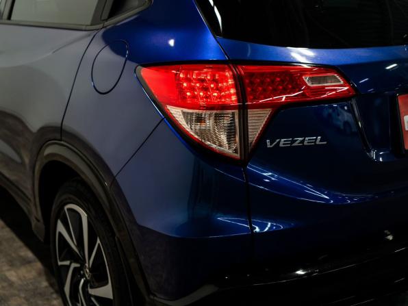 Honda Vezel I с пробегом 2017 года, цена 1 855 000 рублей, 102810 км, внедорожник, Автокод Объявления