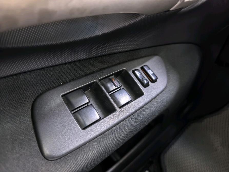 Toyota Auris I Краснодар  - изображение 14