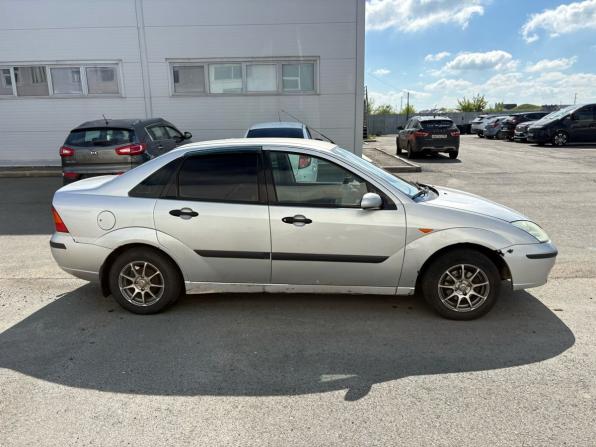 Ford Focus I Рестайлинг с пробегом 2003 года, цена 169 000 рублей, 233992 км, седан, Автокод Объявления