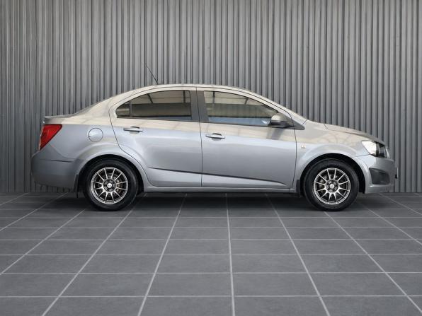 Chevrolet Aveo II с пробегом 2013 года, цена 587 000 рублей, 179882 км, седан, Автокод Объявления