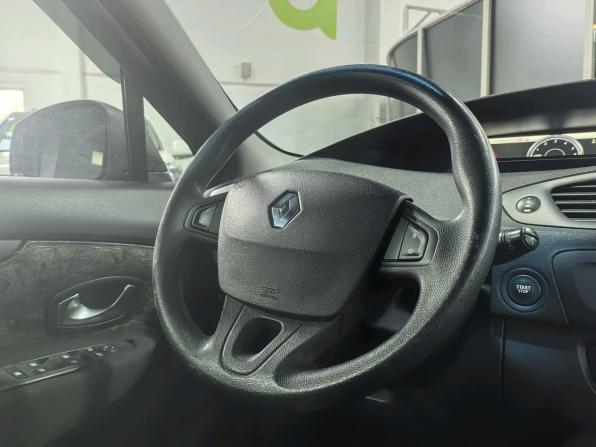 Renault Scenic III с пробегом 2010 года, цена 619 000 рублей, 230885 км, компактвэн, Автокод Объявления