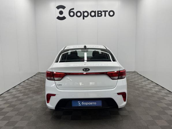 Kia Rio IV с пробегом 2017 года, цена 990 000 рублей, 247239 км, седан, Автокод Объявления