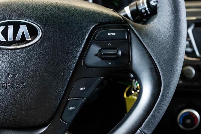 Kia Rio III Рестайлинг с пробегом 2015 года, цена 1 050 000 рублей, 128830 км, седан, Автокод Объявления