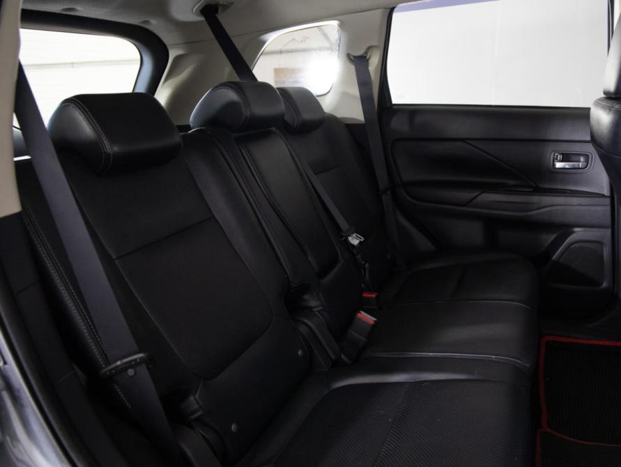 Mitsubishi Outlander III Санкт-Петербург  - изображение 13