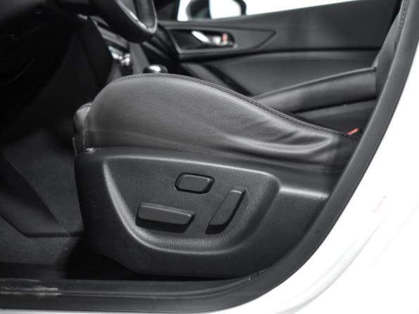 Mazda CX-4 I Рестайлинг с пробегом 2023 года, цена 2 739 000 рублей, 36000 км, внедорожник, Автокод Объявления