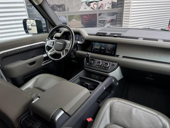 Land Rover Defender II с пробегом 2021 года, цена 5 500 000 рублей, 101265 км, внедорожник, Автокод Объявления