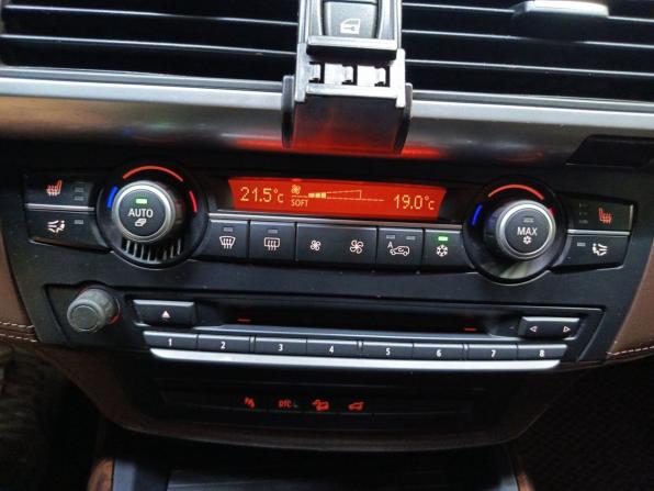 BMW X5 II (E70) Рестайлинг с пробегом 2010 года, цена 2 000 000 рублей, 261365 км, внедорожник, Автокод Объявления