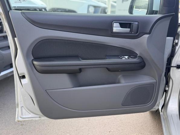 Ford Focus II Рестайлинг с пробегом 2011 года, цена 625 000 рублей, 253360 км, седан, Автокод Объявления
