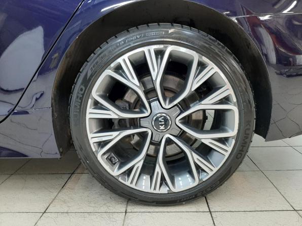 Kia Stinger I с пробегом 2018 года, цена 3 290 000 рублей, 45321 км, лифтбек, Автокод Объявления