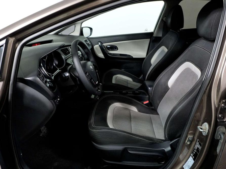 Kia Ceed II Санкт-Петербург  - изображение 16