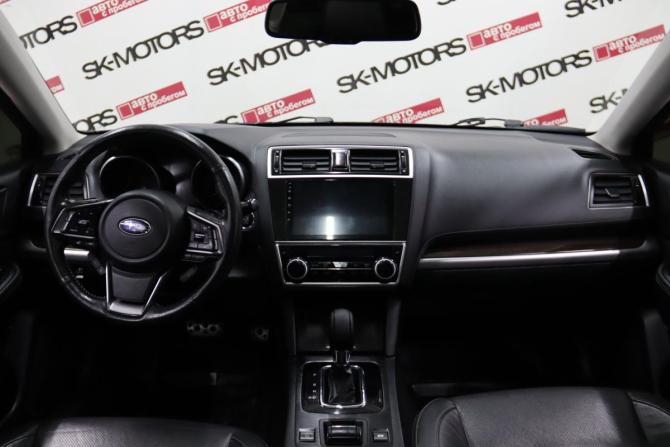 Subaru Legacy VI Рестайлинг с пробегом 2018 года, цена 1 895 950 рублей, 193476 км, седан, Автокод Объявления