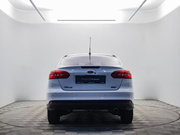 Ford Focus III Рестайлинг с пробегом 2015 года, цена 1 043 000 рублей, 135680 км, седан, Автокод Объявления