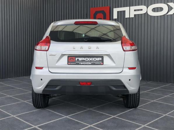 Lada (ВАЗ) XRAY I с пробегом 2018 года, цена 877 000 рублей, 106078 км, хэтчбек, Автокод Объявления