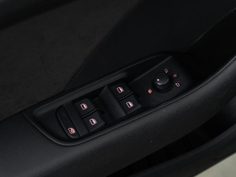 Audi A3 III (8V) Москва  - изображение 16