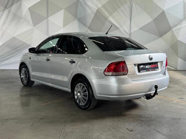 Volkswagen Polo V с пробегом 2013 года, цена 820 000 рублей, 122817 км, седан, Автокод Объявления