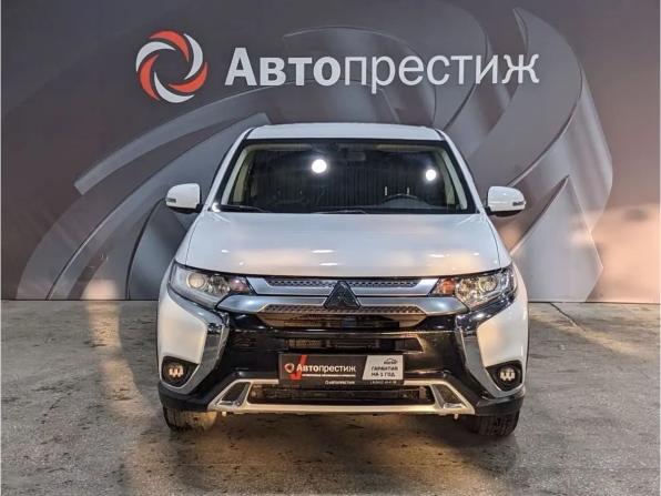 Mitsubishi Outlander III Рестайлинг 3 с пробегом 2021 года, цена 2 345 000 рублей, 117280 км, внедорожник, Автокод Объявления