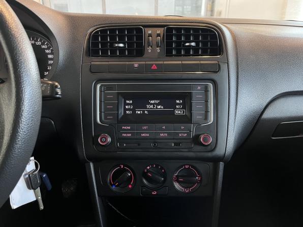 Volkswagen Polo V с пробегом 2011 года, цена 595 000 рублей, 224104 км, седан, Автокод Объявления
