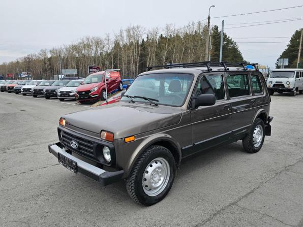 Lada (ВАЗ) 2131 (4x4) I с пробегом 2018 года, цена 619 995 рублей, 108904 км, внедорожник, Автокод Объявления