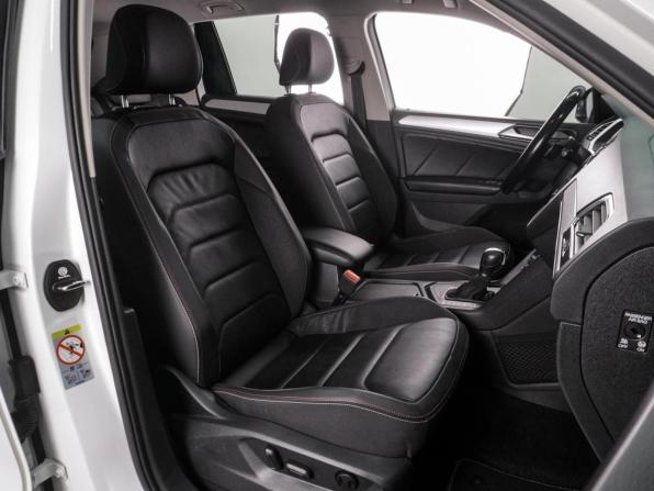 Volkswagen Tiguan II с пробегом 2017 года, цена 2 226 000 рублей, 206110 км, внедорожник, Автокод Объявления