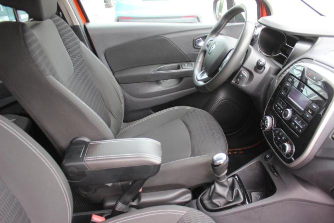 Renault Kaptur I с пробегом 2018 года, цена 1 570 000 рублей, 129074 км, внедорожник, Автокод Объявления