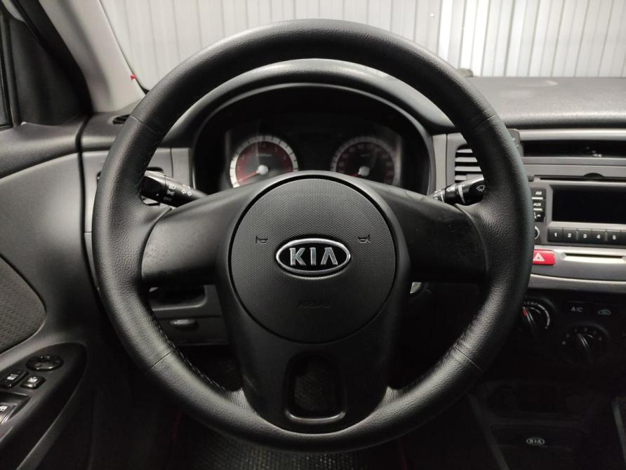 Kia Rio II Пермь  - изображение 7