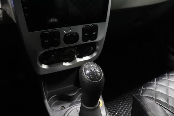 Renault Logan I Рестайлинг с пробегом 2011 года, цена 441 000 рублей, 213278 км, седан, Автокод Объявления
