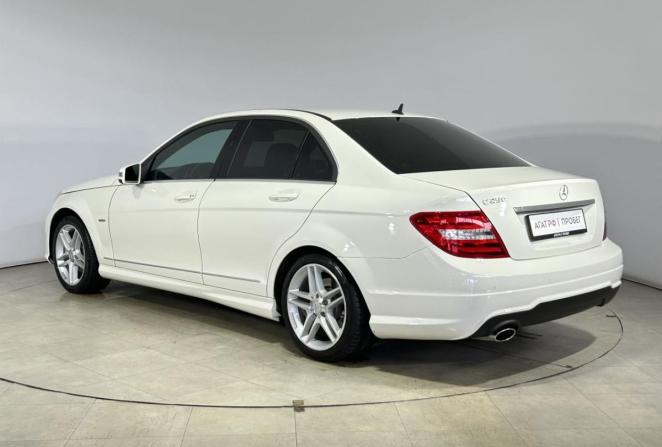 Mercedes-Benz C-Класс III (W204) Рестайлинг с пробегом 2012 года, цена 1 850 000 рублей, 231229 км, седан, Автокод Объявления
