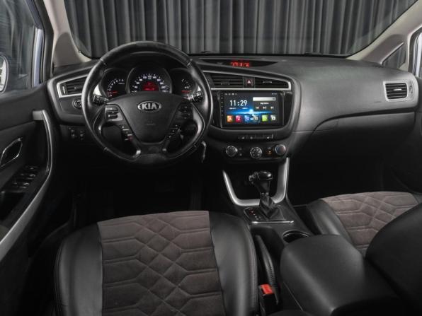 Kia Ceed II Рестайлинг с пробегом 2017 года, цена 1 419 000 рублей, 179768 км, универсал, Автокод Объявления