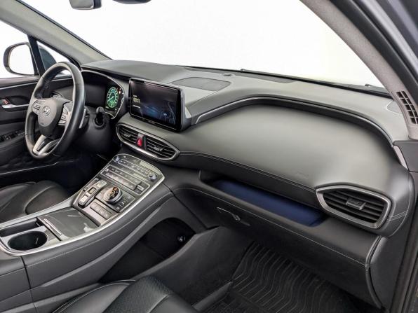 Hyundai Santa Fe IV Рестайлинг с пробегом 2022 года, цена 4 355 000 рублей, 43861 км, внедорожник, Автокод Объявления
