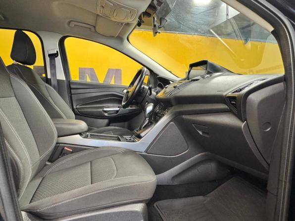 Ford Kuga II Рестайлинг с пробегом 2018 года, цена 1 679 000 рублей, 112000 км, внедорожник, Автокод Объявления