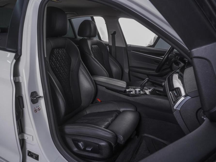 BMW 5 серии VII (G30/G31/G38) Рестайлинг Ростов-на-Дону  - изображение 12