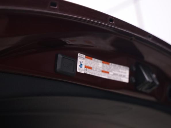 Toyota RAV4 IV (XA40) Рестайлинг с пробегом 2018 года, цена 2 699 777 рублей, 64124 км, внедорожник, Автокод Объявления