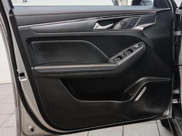 Haval Jolion I Рестайлинг с пробегом 2024 года, цена 2 190 000 рублей, 32398 км, внедорожник, Автокод Объявления