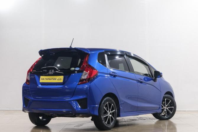 Honda Fit III с пробегом 2014 года, цена 999 000 рублей, 133000 км, хэтчбек, Автокод Объявления