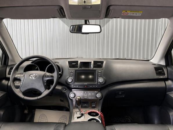 Toyota Highlander II (XU40) Рестайлинг с пробегом 2013 года, цена 1 797 000 рублей, 250000 км, внедорожник, Автокод Объявления