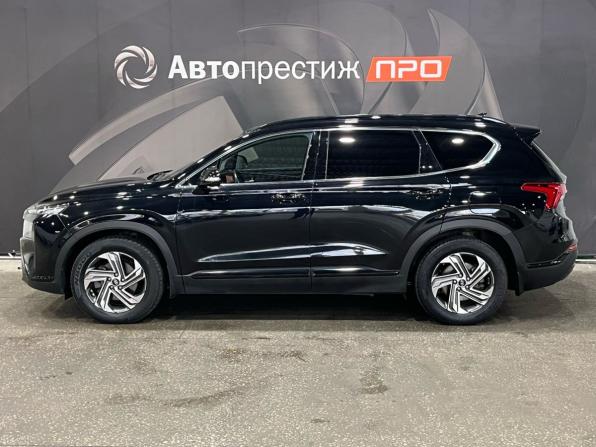 Hyundai Santa Fe IV Рестайлинг с пробегом 2021 года, цена 2 535 000 рублей, 241901 км, внедорожник, Автокод Объявления