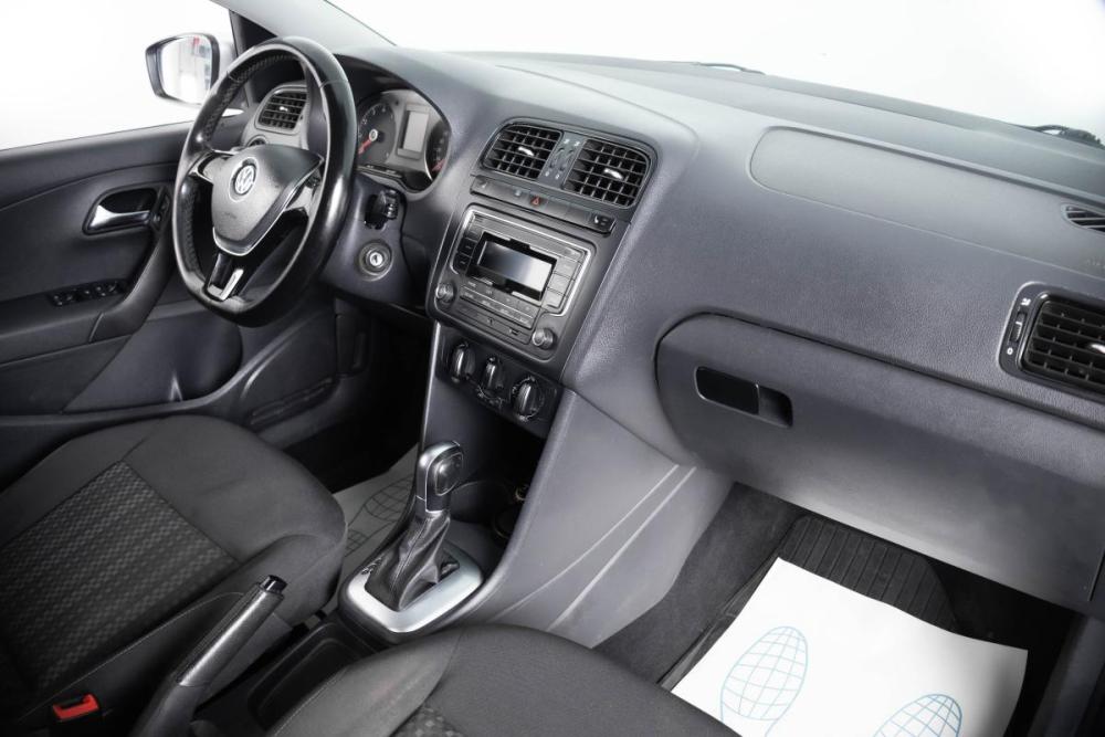 Volkswagen Polo V Рестайлинг Пермь  - изображение 11