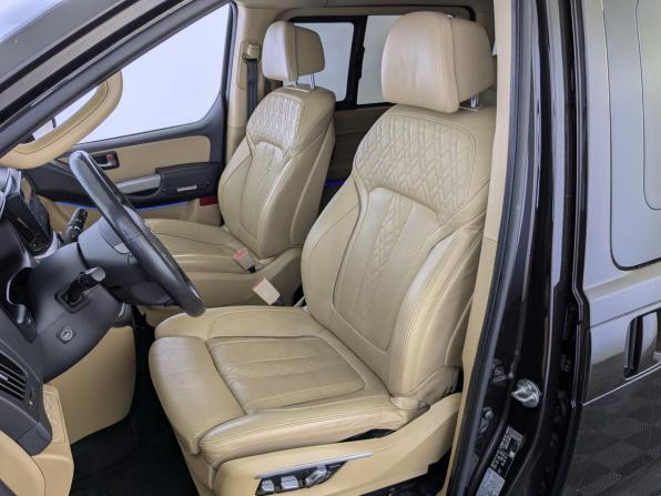 Hyundai H-1 II Рестайлинг 2 с пробегом 2018 года, цена 3 030 000 рублей, 97930 км, минивэн, Автокод Объявления