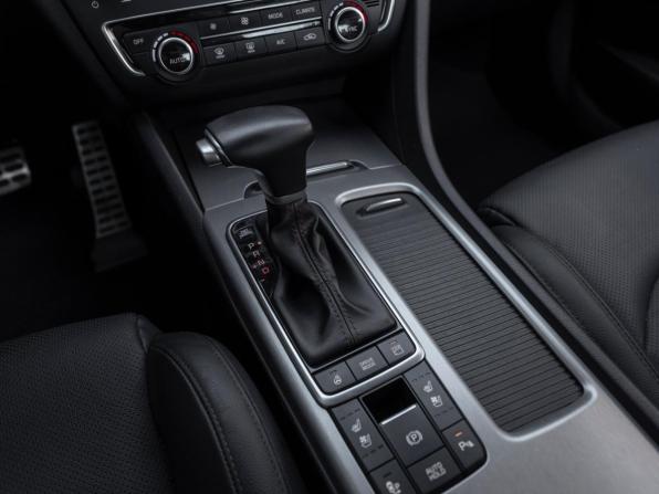 Kia Optima IV с пробегом 2018 года, цена 2 495 000 рублей, 68031 км, седан, Автокод Объявления